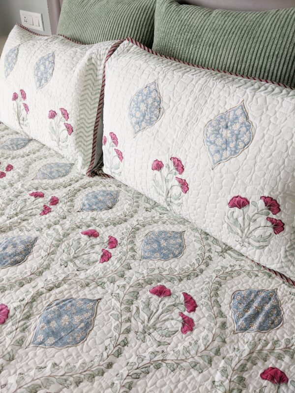 Hibiscus Garden - Reversible Quilted Bedcover